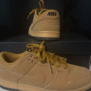 Nike Athletic Shoes in Tan